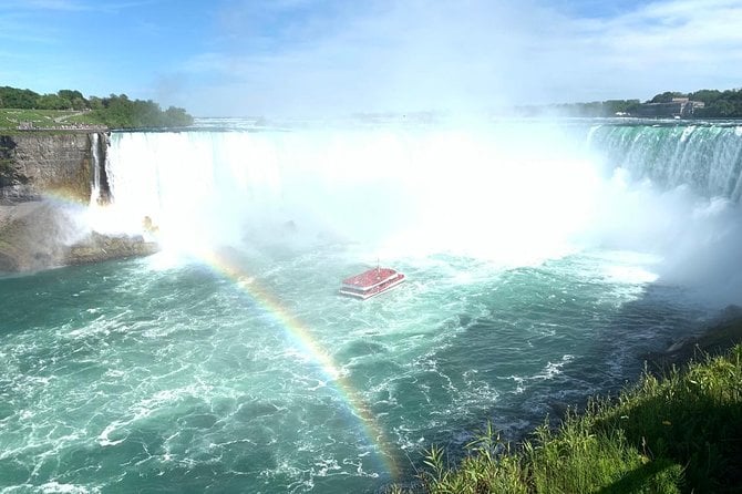 Niagara Falls Canada Day + Night Small Group Tour W/Falls Dinner - Tour Details
