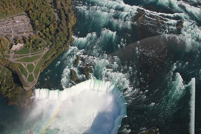 Niagara Falls Small Group Tour W/Helicopter and Maid of the Mist