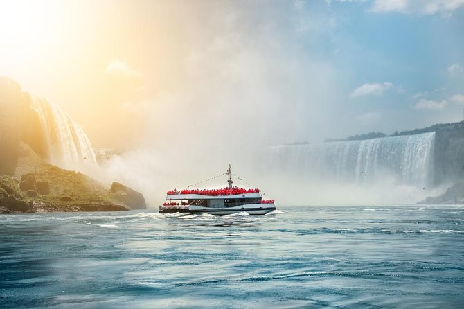 Niagara Falls Tour With Cruise With Transportation From Toronto