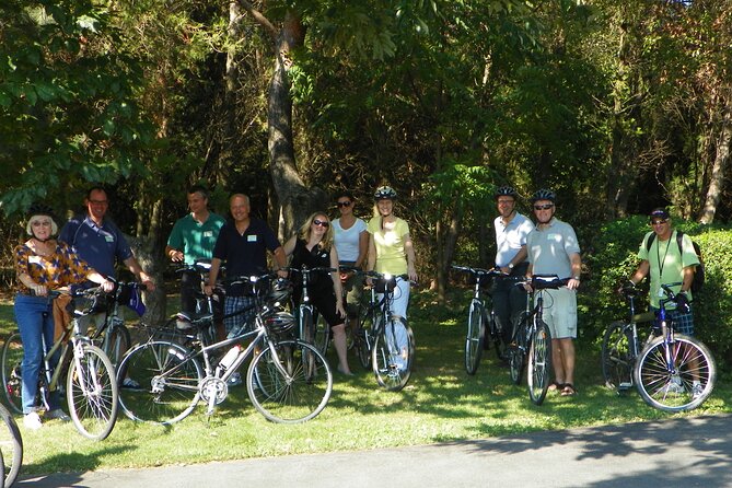 Niagara Wine and Cheese Bicycle Tour With Local Guide - Explore Niagaras Wine Country