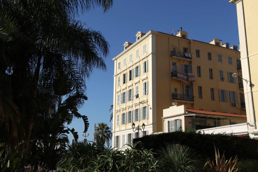 Nice: Old Town and Flower Market Guided Walking Tour