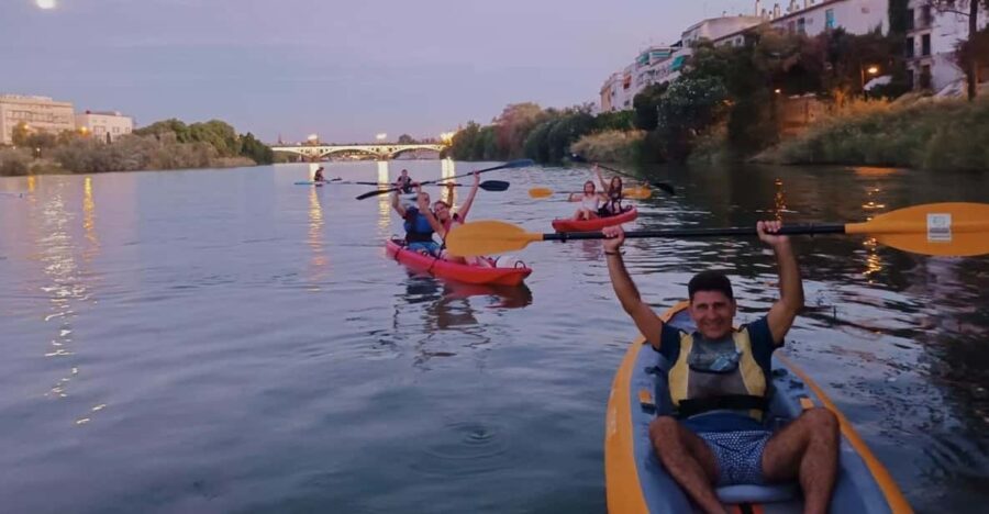 Night Kayak: Historic Seville, Triana and La Cartuja