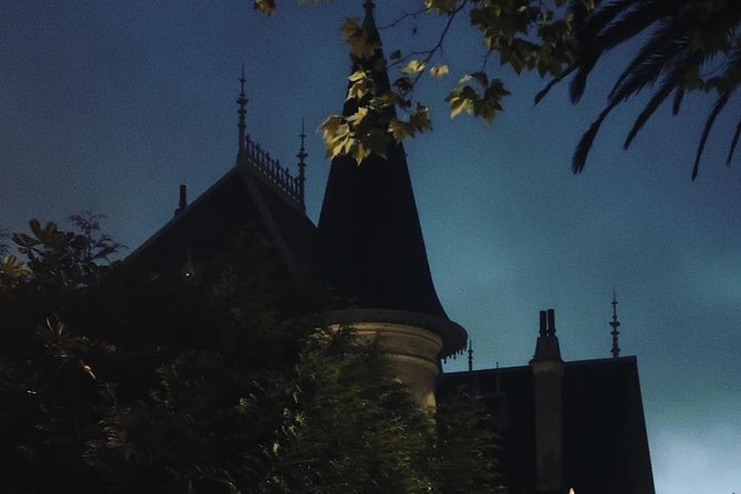 Night Walk: From the Ghosts of the Castle to the Apparitions of the Mountains