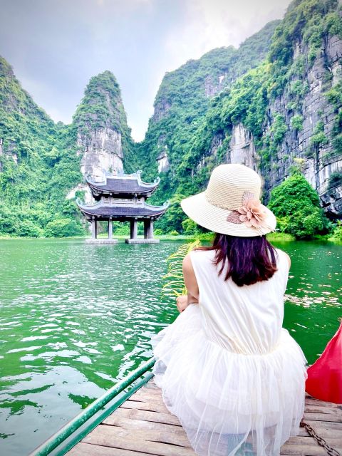 Ninh Binh Group Tour: Hoa Lu - Tam Coc - Mua Caves By Limousine