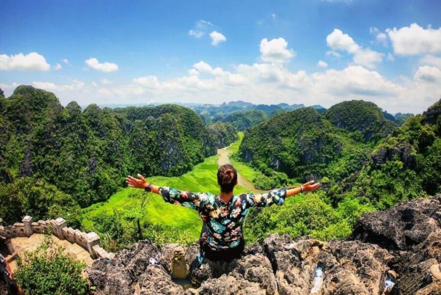 Ninh Binh: Hoa Lu, Trang An and Mua Caves Hiking Day Trip - Tour Overview