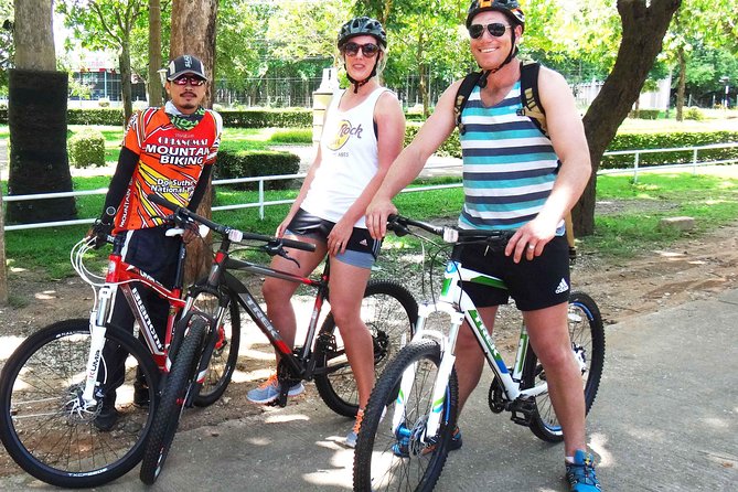 No.1 Chiang Mai: 25km Scenic Mountain Biking & Jungle Kayaking