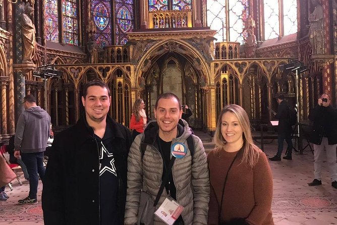 Notre Dame Quartier Sainte-Chapelle & Conciergerie 2H Private Tour in Paris