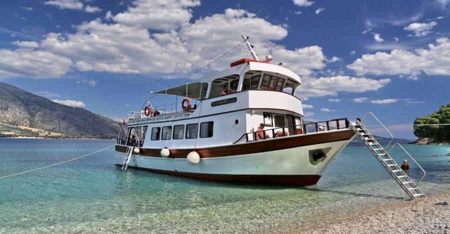 Nydri: Boat Cruise to Porto Katsiki, Egremni and Agiofilli