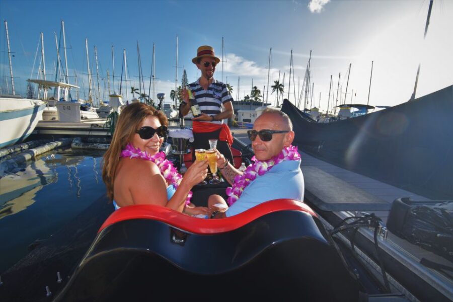Oahu: Luxury Gondola Cruise With Drinks and Pastries - Cruise Overview