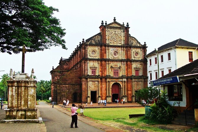 Old Goa Churches, Temples & Spice Plantation With Goan Lunch