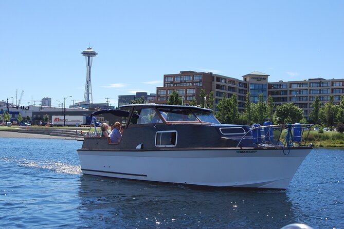One Hour Social Sightseeing Cruise - BYOB!