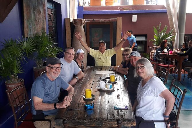 ONE WAY Cabo Airport Private Van to Cabo Resorts AREA up to 5 Pax