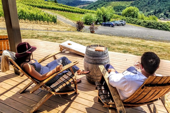 Oregon Wine Tour-Full Day Tour With Lunch Stop