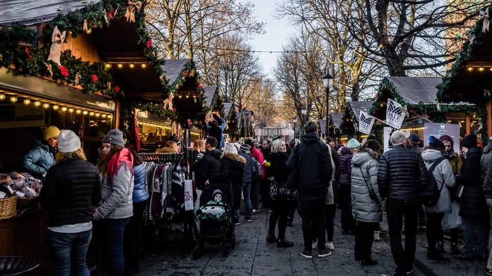 Oslo: Christmas Traditions And Guided Market Walking Tour