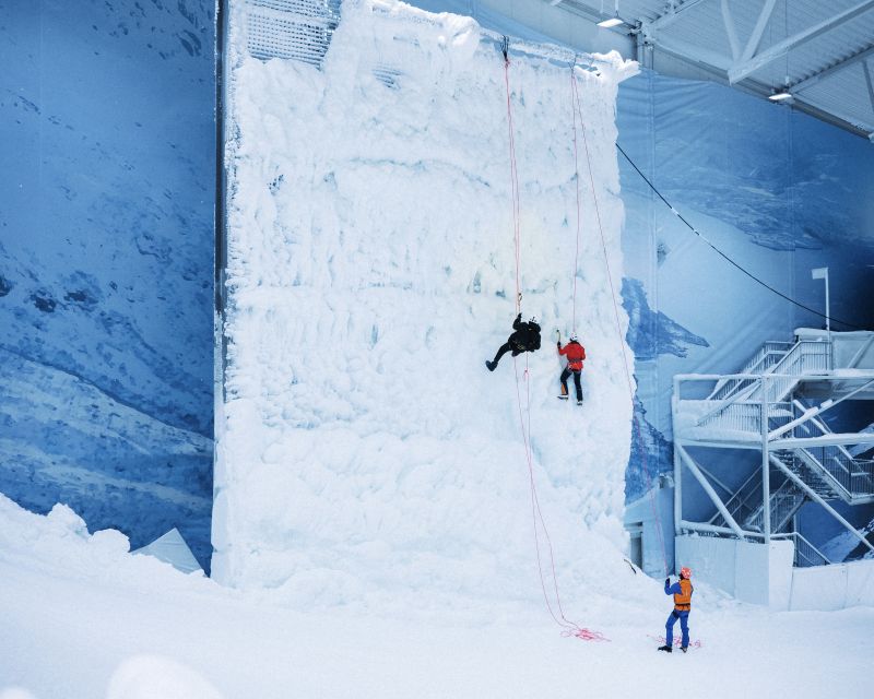 Oslo: Ice Climbing Experience at SNØ Ski Dome - Experience Overview