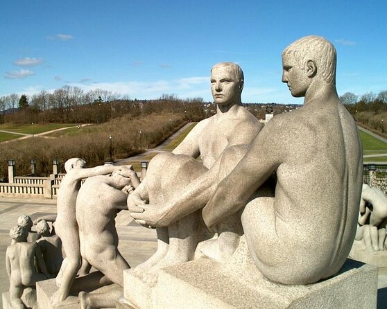 Oslo Panorama Tour With Holmenkollen Ski Jump and Vigeland Park - Highlights of the Tour