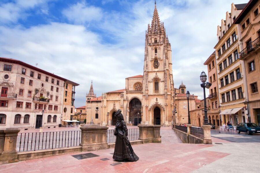 Oviedo: Urban Outdoor Escape Room Game - Game Overview