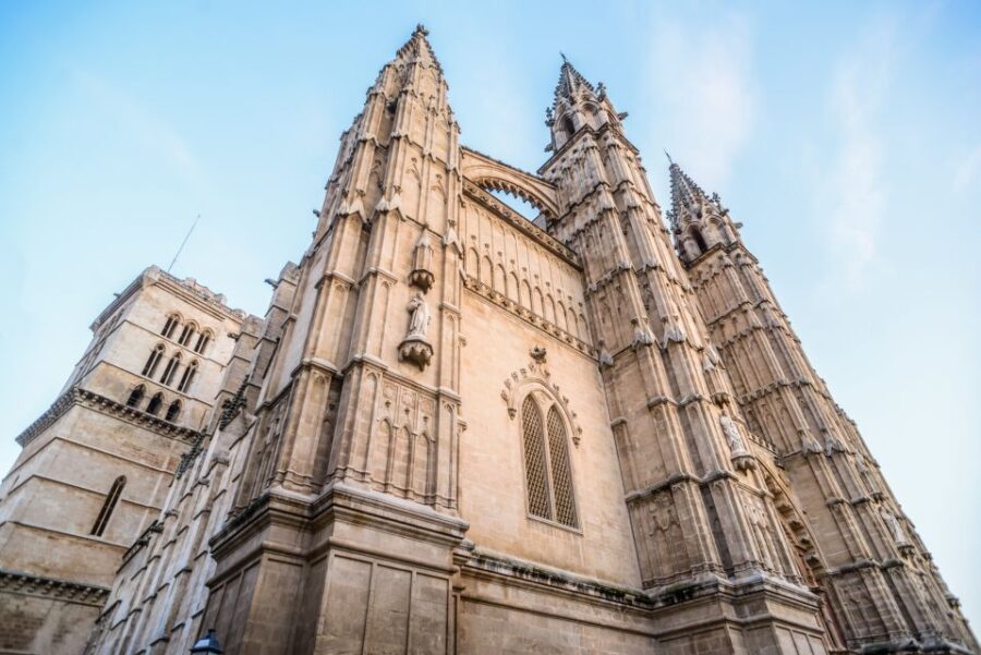 Palma: Cathedral of Mallorca Skip-the-Line Entry Ticket