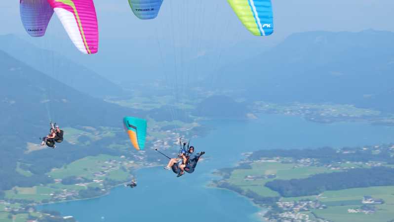 Paragliding Tandem Flight in Salzkammergut / Wolfgangsee