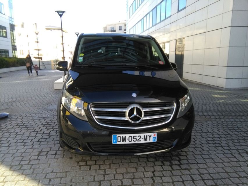 Fromor Parc Asterix: Private Transfer From or to CDG Airport