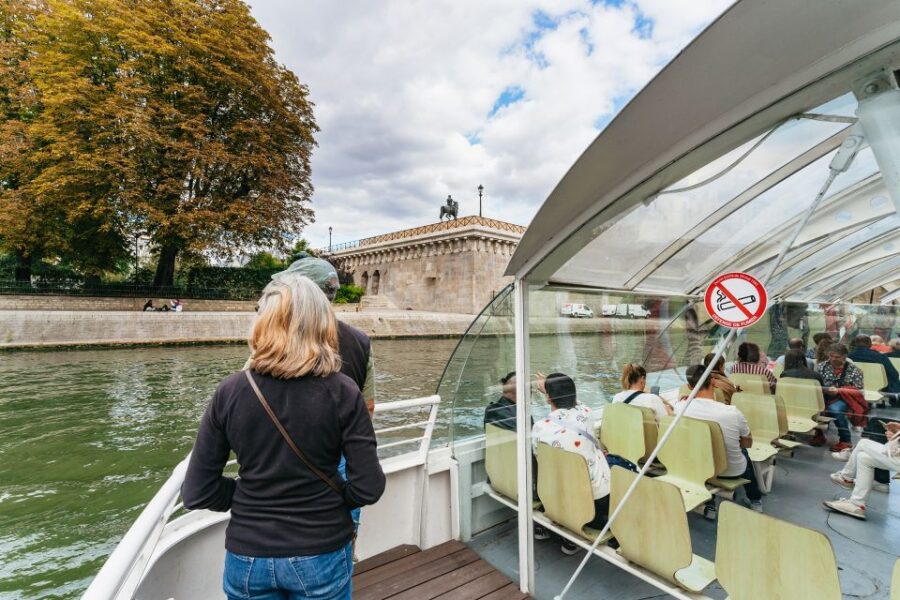 Paris: Batobus Hop-On Hop-Off Sightseeing Cruise - Flexible Sightseeing Options