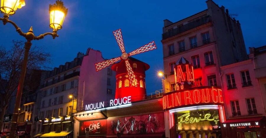 Paris: Moulin Rouge Show With Champagne and Drop-Off Service - Event Overview