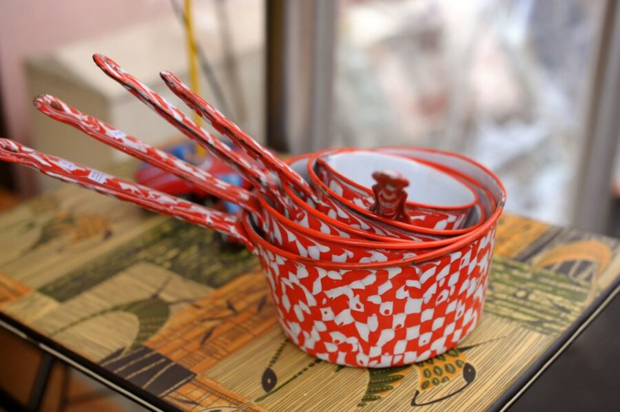 Paris: Small Group Flea Market Insiders Tour - Tour Details