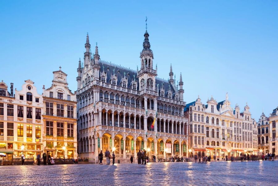 Paris to Bruges Private Full-Day Tour