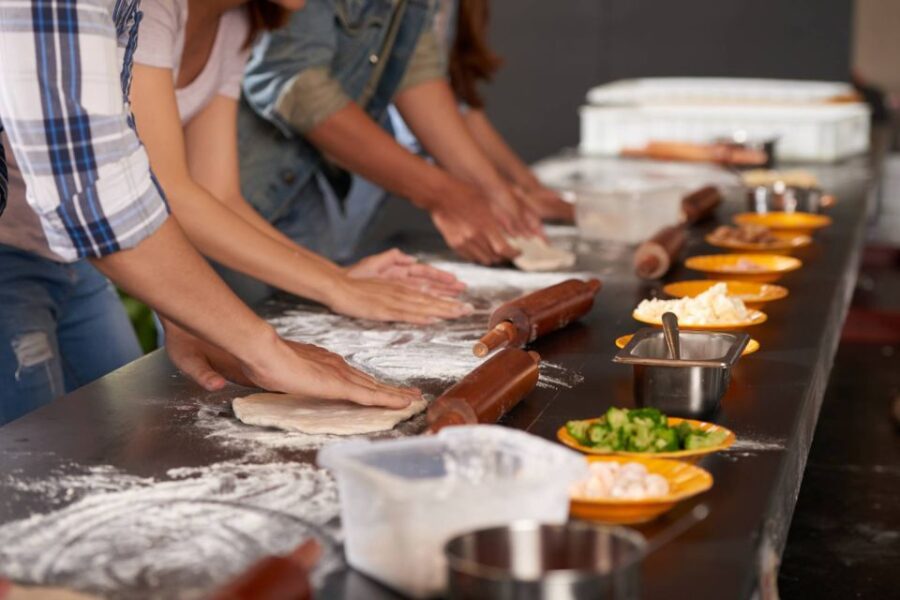 Paros: Cooking Class With 6-Course Menu and Drinks