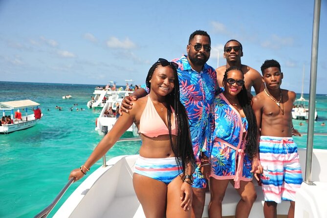 Party Boat - Private Groups, Snorkeling - Open Bar.