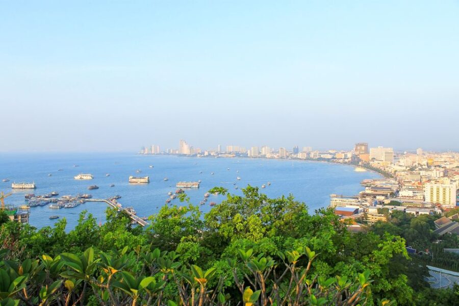 Pattaya: Private Car or Minibus Charter With Driver