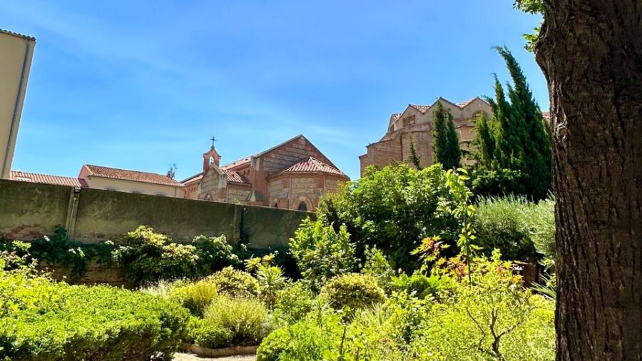 Perpignan: 2-Hour Private Tour for a Small Group