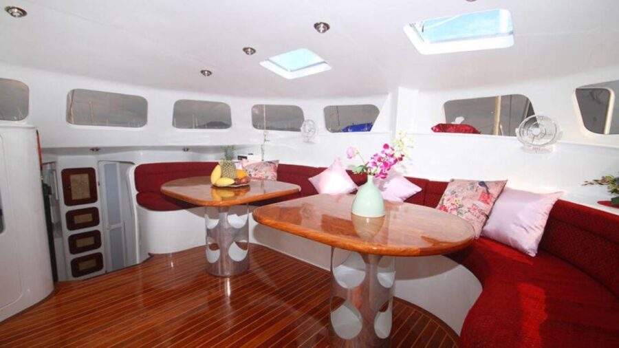 Phuket Charters: 6-Day Cabin Adventure