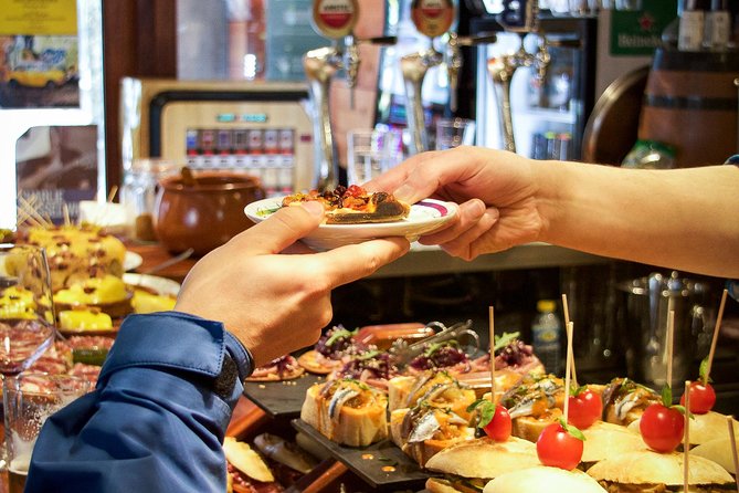 Pintxo and Tapas Tour With Local Food Expert