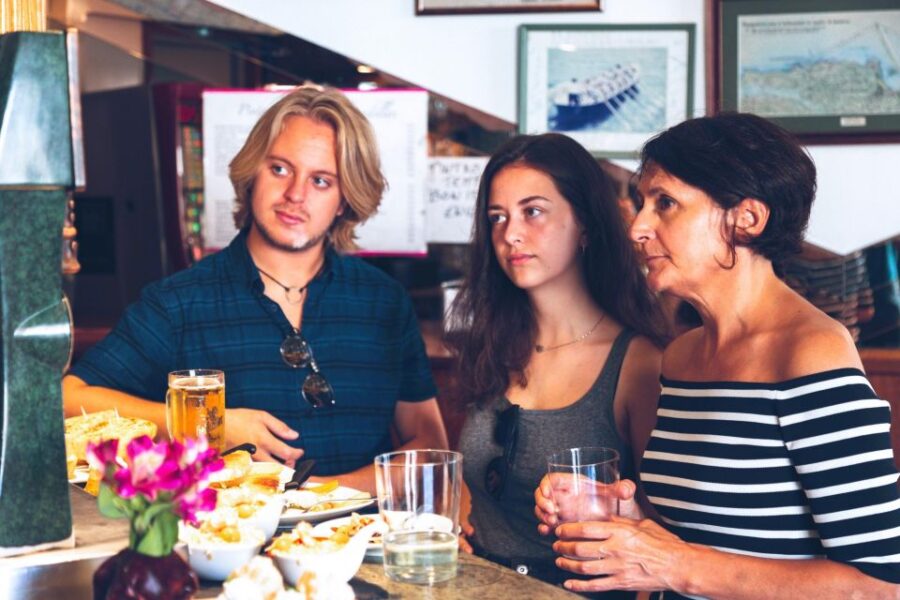 Pintxos Tour for Gourmets in the Old Town - Evening - Tour Details