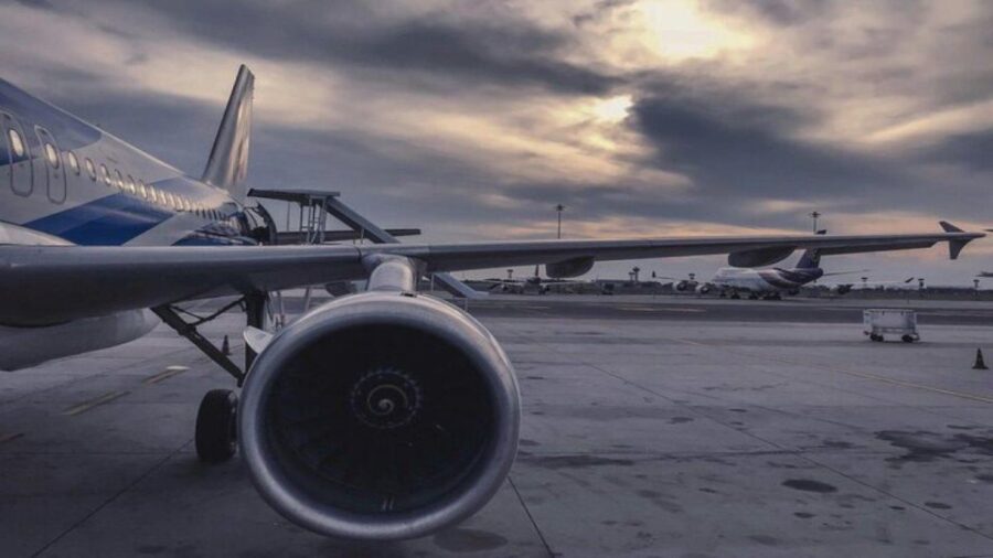 Piraeus Port/Hotels To Athens Airport Luxury Transfer