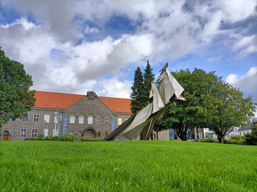 Pocket Bergen: Self-Guided Audio Tour