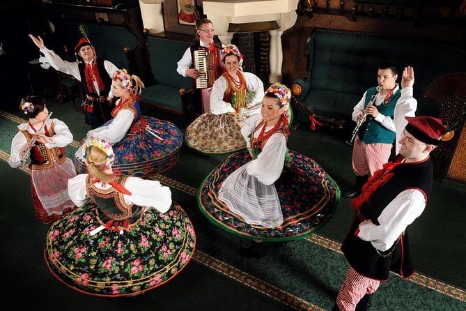 Polish Folk Show With 3 Course Dinner in Krakow Legendary Restaurant