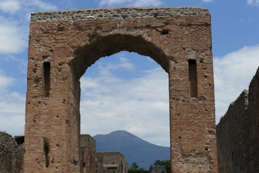 Pompeii Private 5 Hours Tour From Sorrento - Tour Overview