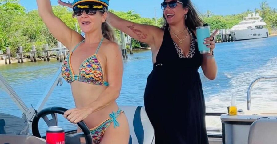Pontoon Boat Ride on the Ocean and Canals in Broward County