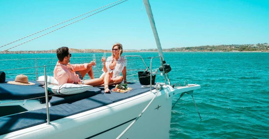 Portimao: Half-Day Sailing Yacht Cruise to the Benagil Caves