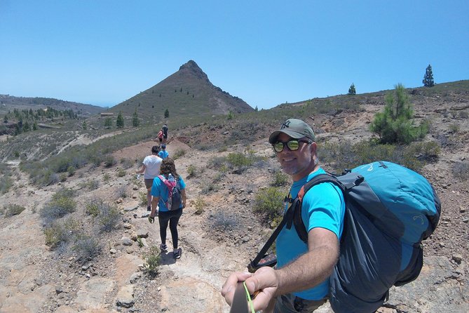 Premium Paragliding in Tenerife With the Best Staff of Pilots: Emotion and Safety