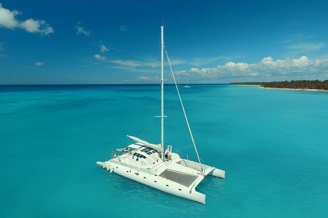 Prestige Catamaran Cruise to Catalina Island