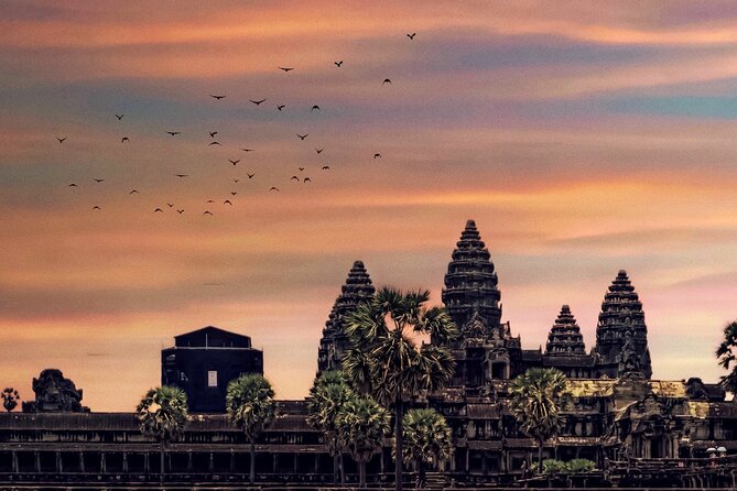 Private Angkor Sunrise & Major Temples Tour by English Speaking SUV Car Driver