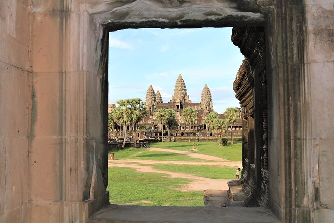 Private Angkor Temples Walking Tour From Siem Reap - Tour Overview and Highlights