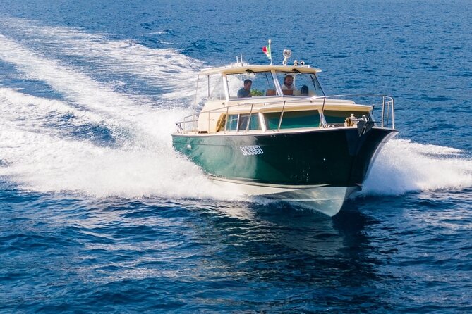 Private Boat Tour Along the Amalfi Coast or Capri From Salerno