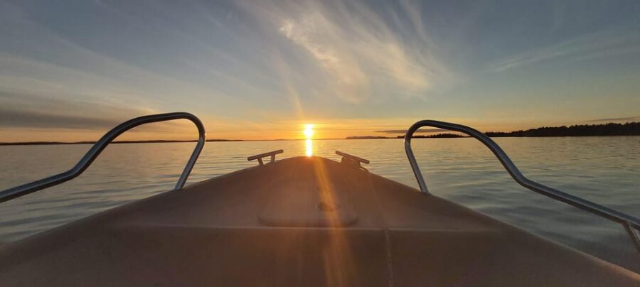 Private Boat Tour to Ivalo River & Lake Inari, Including BBQ