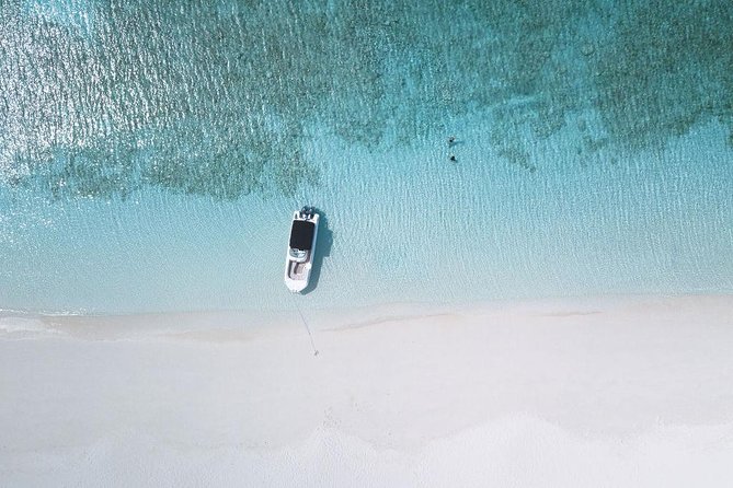 Private Boat Tours to Outer Islands, Snacks Drinks- Snorkel- Cruise!