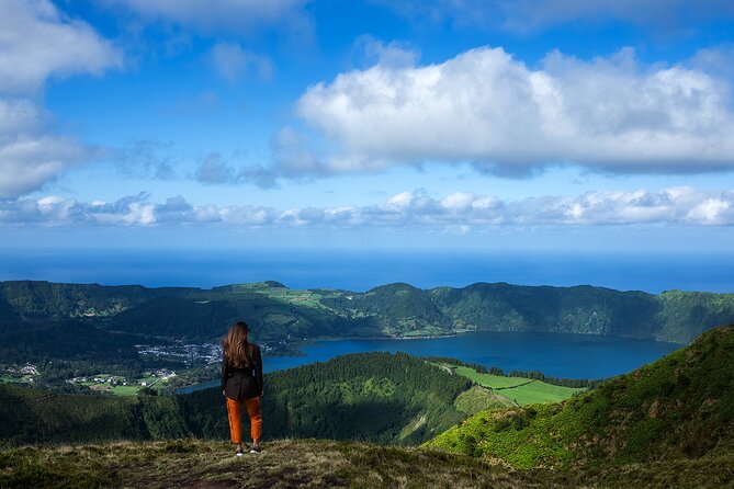 Private Car - All of the West & Sete Cidades Volcano