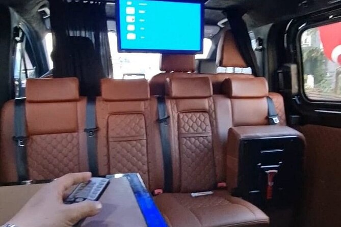 Private Car Rental With Driver in Istanbul - Vehicle Features